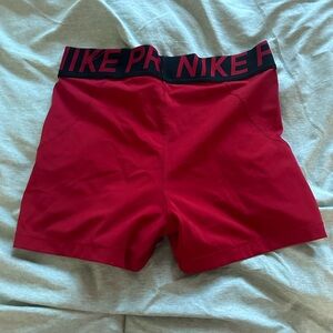Never worn! Nike pro shorts